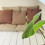 La Maison Des Rues Pavees Avec Jardin By La Boite En Holiday home Senlis (Oise)