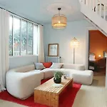 La Maison Des Rues Pavees Avec Jardin By La Boite En 펜션 상리스