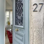 La Maison Des Rues Pavees Avec Jardin By La Boite En *