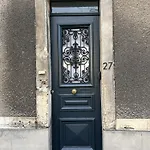 Holiday home La Maison Des Rues Pavees Avec Jardin By La Boite En *