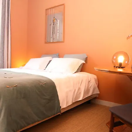 La Maison Des Rues Pavées Avec Jardin By La Boîte En Senlis (Oise)