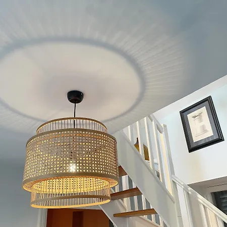 La Maison Des Rues Pavées Avec Jardin By La Boîte En Appartamento *