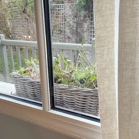 La Maison Des Rues Pavées Avec Jardin By La Boîte En Appartamento Senlis (Oise)