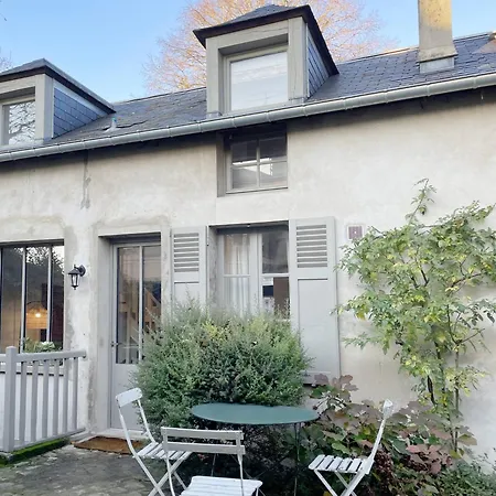 Сasa de vacaciones La Maison Des Rues Pavées Avec Jardin By La Boîte En