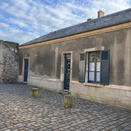 La Maison Des Rues Pavees Avec Jardin By La Boite En Σπίτι διακοπών Senlis (Oise)