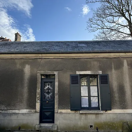 La Maison Des Rues Pavees Avec Jardin By La Boite En Σπίτι διακοπών